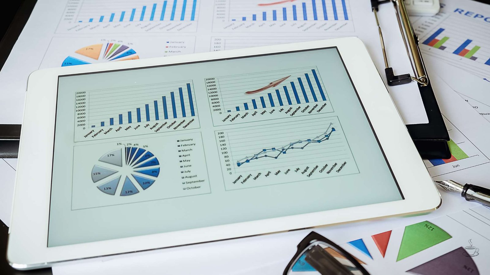Déficit Récord y Dólar Barato: Empresas Apuestan por la Digitalización Financiera